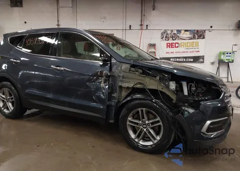 2018 Hyundai Santa Fe Sport 2.4L из США, поврежденный, VIN 5NMZT3LB2JH064202